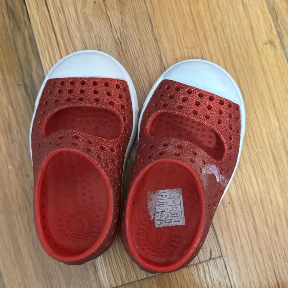 Worn Once. Toddler Natives